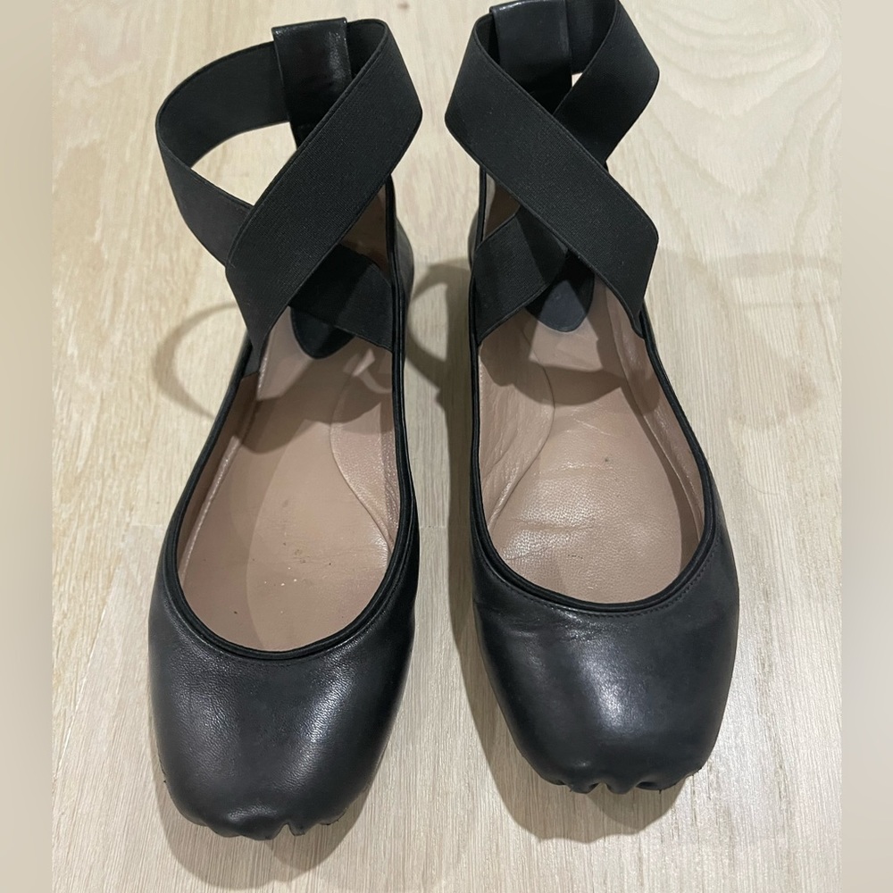 Chloe black leather ballet flats with cross elastic straps